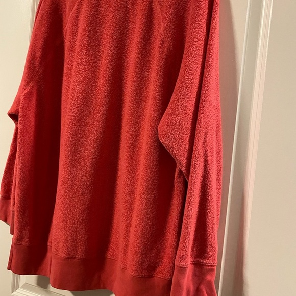 PINK Victoria's Secret Women's Pink (color) Crew Neck Sweater - Picture 5 of 5